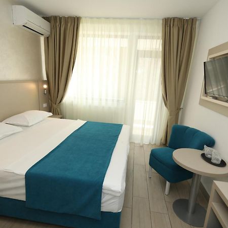 Hotel Delfin 마마이아 외부 사진