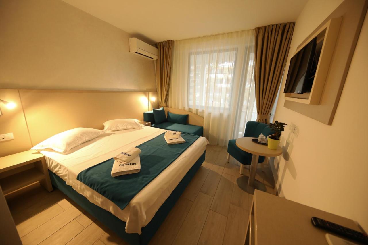 Hotel Delfin 마마이아 외부 사진